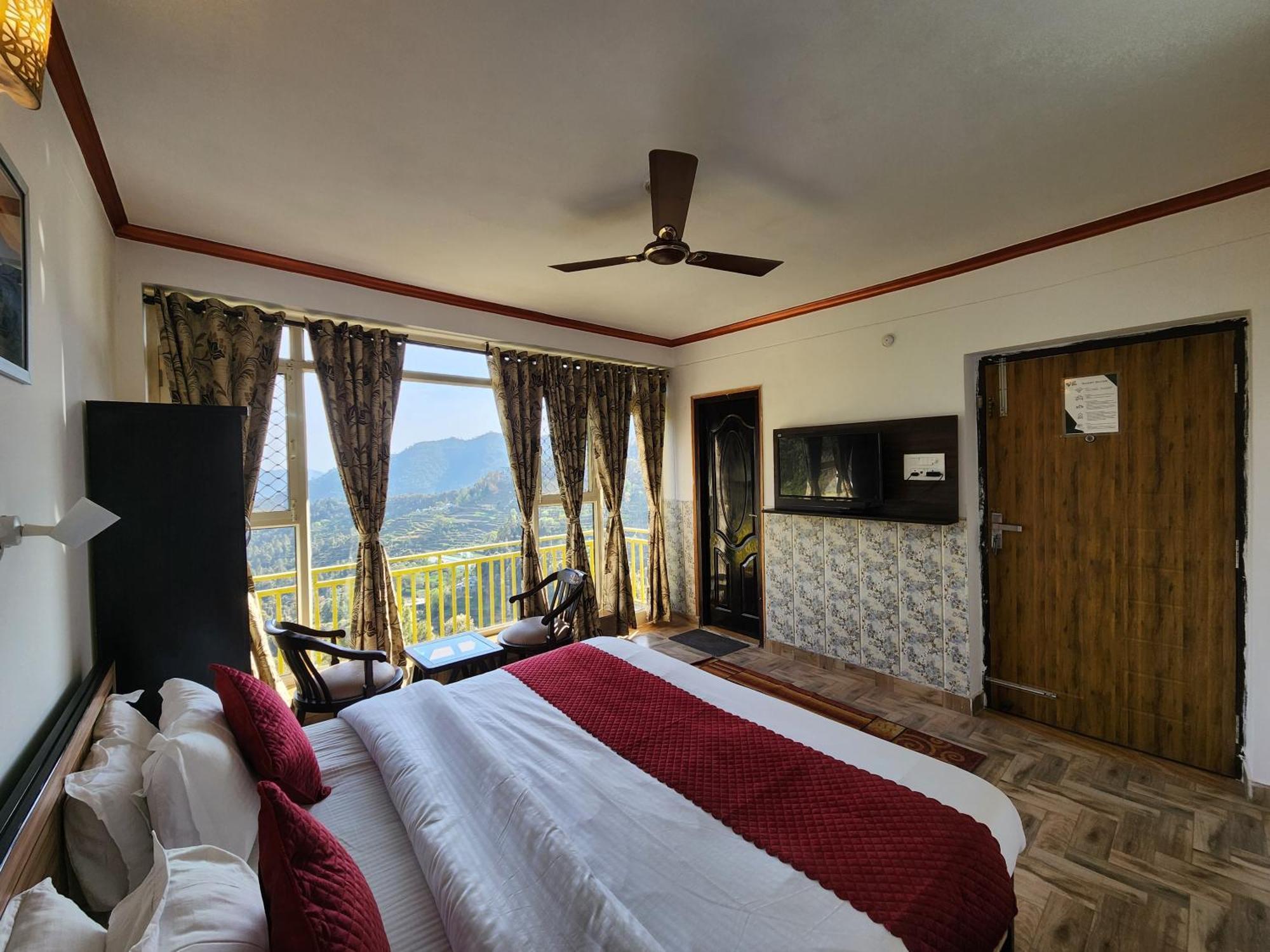 Ferienwohnung Mountain Golden Ray Mukteshwar Exterior foto